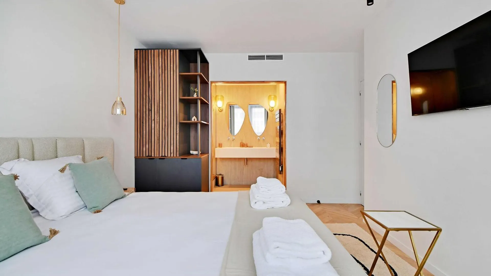 Elegant Apartment - 3Br-8P - Champs-Elysees Paris